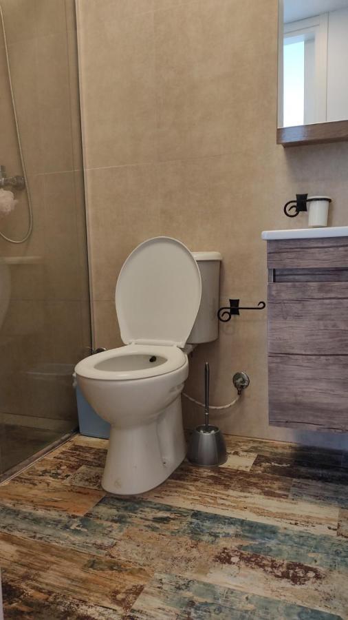 Luxury Beach Apartment In Qerret Golem  Esterno foto