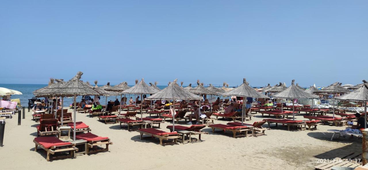 Luxury Beach Apartment In Qerret Golem  Esterno foto