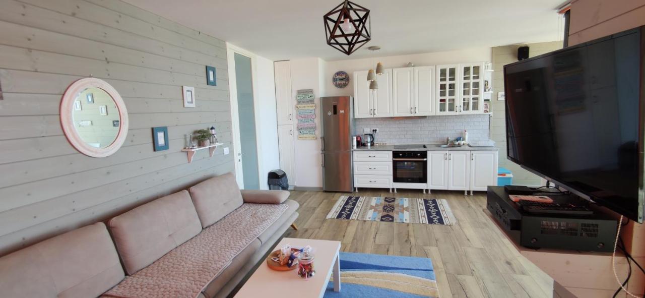 Luxury Beach Apartment In Qerret Golem  Esterno foto