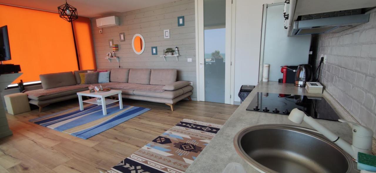 Luxury Beach Apartment In Qerret Golem  Esterno foto