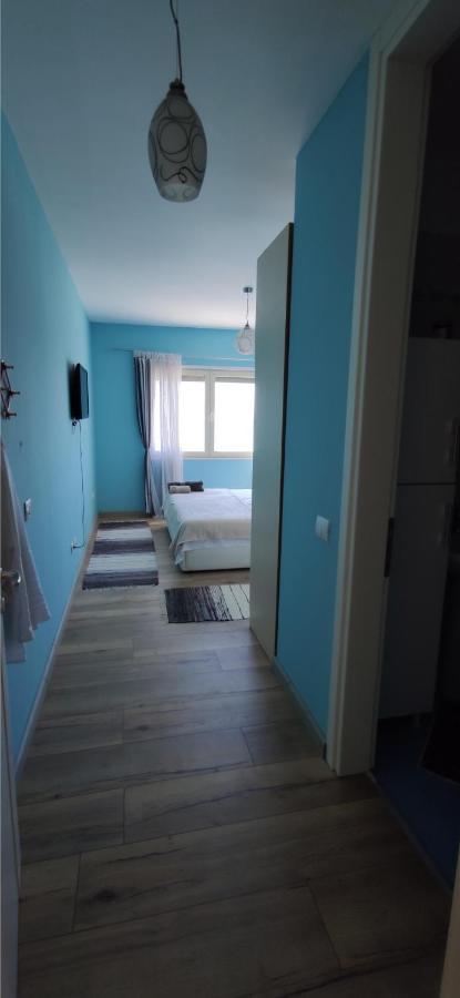 Luxury Beach Apartment In Qerret Golem  Esterno foto