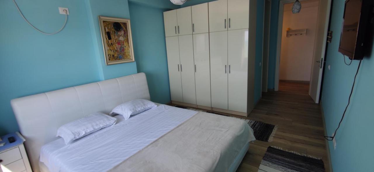 Luxury Beach Apartment In Qerret Golem  Esterno foto